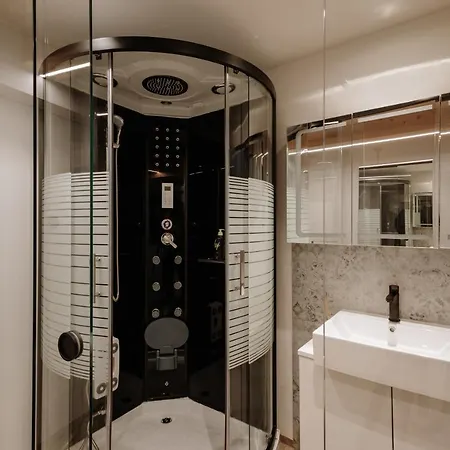 Modern Elegance Lofts - Wohnen Auf Zwei Ebenen * Pasov