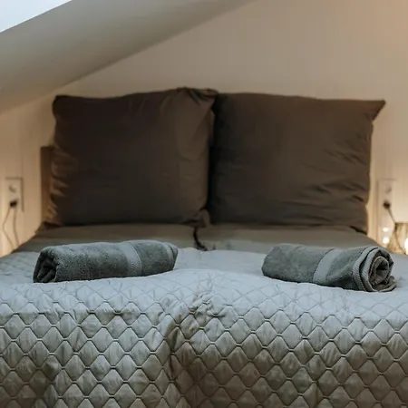Modern Elegance Lofts - Wohnen Auf Zwei Ebenen * Pasov