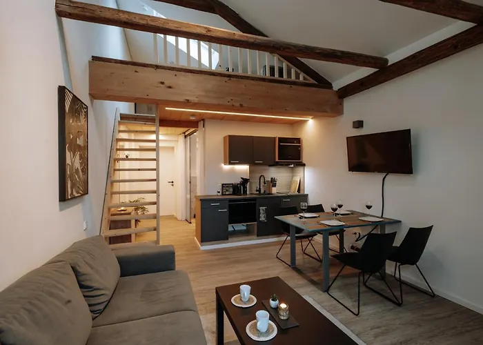 Modern Elegance Lofts - Wohnen Auf Zwei Ebenen Διαμέρισμα